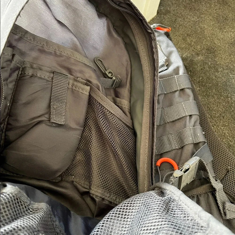 UNISEX OUTDOOR PRODUCTS: QUEST BACKPACK